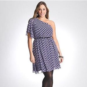 One shoulder chevron dress